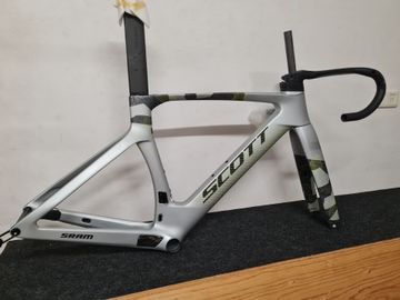 Used Scott Foil RC Pro 2024 Frameset 2024 Road & Gravel, Light Gray — image 2 of 14