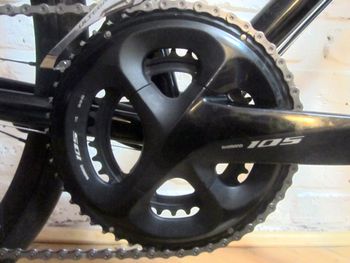 Used Genesis Croix de fer 2017 Road & Gravel, Schwarz — image 2 of 7