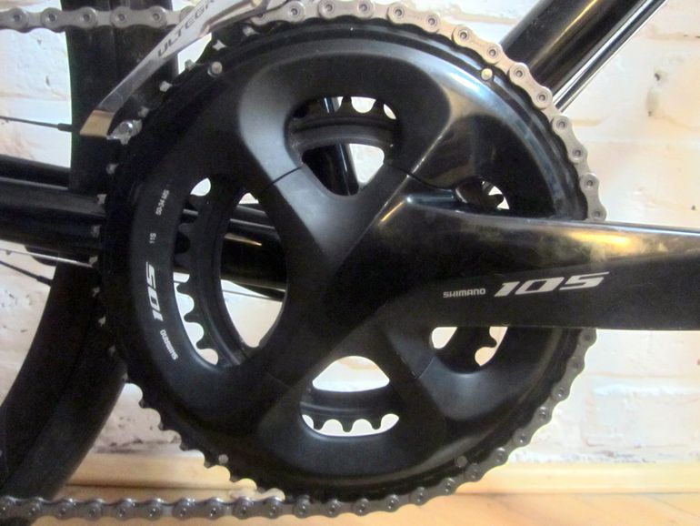 Used Genesis Croix de fer 2017 Road & Gravel, Schwarz — image 2 of 7