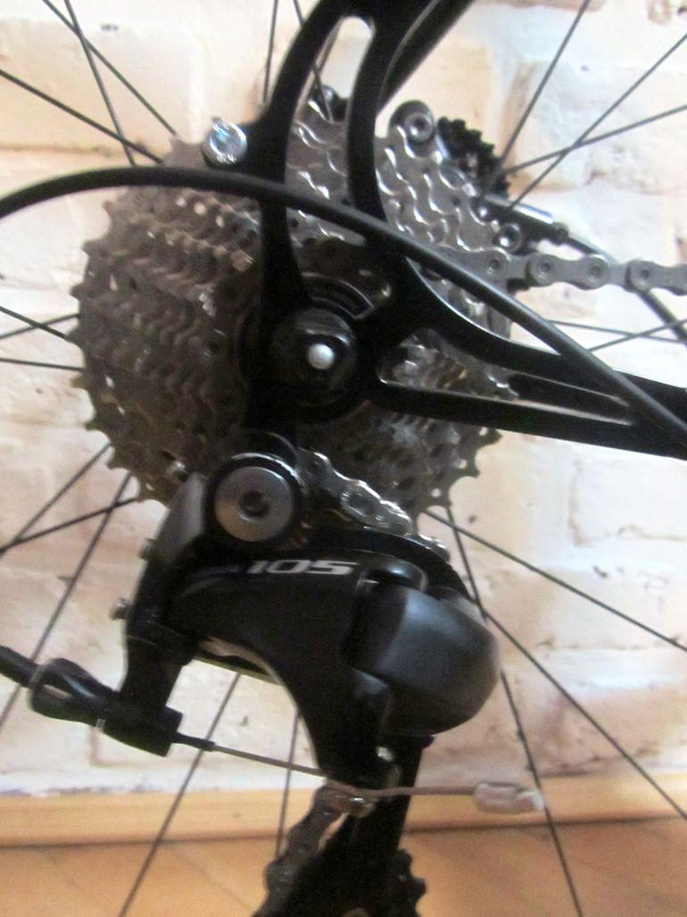 Used Genesis Croix de fer 2017 Road & Gravel, Schwarz — image 5 of 7