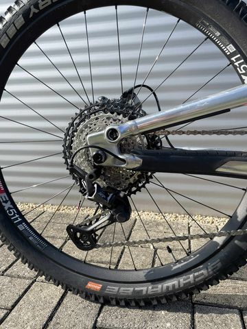 Used Commencal CLASH OHLINS EDITION 2021 2021 Mountainbike, Light Gray, 27.5 — image 12 of 14