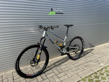 Used Commencal CLASH OHLINS EDITION 2021 2021 Mountainbike, Light Gray, 27.5 — image 2 of 14