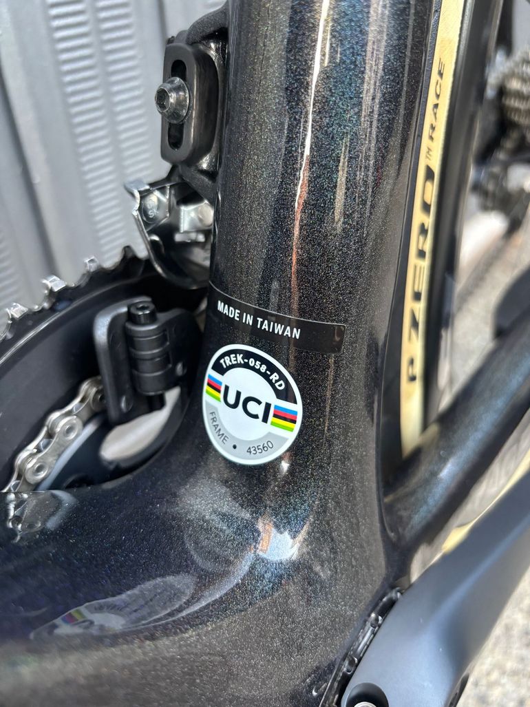 Used Trek SLR6 2024 Road & Gravel — image 9 of 10