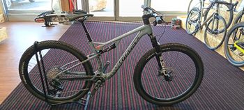 Used Wilier SLR 2025 Mountainbike, Light Gray — image 2 of 5