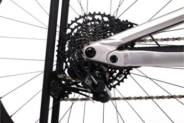 Used Scott Genius 940 2024 2024 Mountainbike, White, 29 — image 4 of 5
