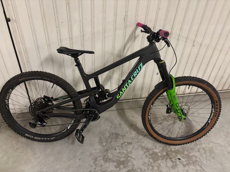 Santa Cruz Nomad R Carbon C 2020 2020