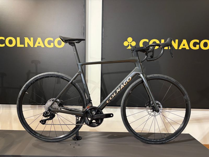 Used Colnago V4 DISC SHIMANO 105 Di2 FULCRUM 6 DB 2025 Road & Gravel