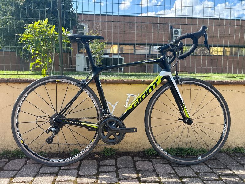 Použité Giant TCR Advanced 1 2016 2016 Road & Gravel — obrázek 1 z 5