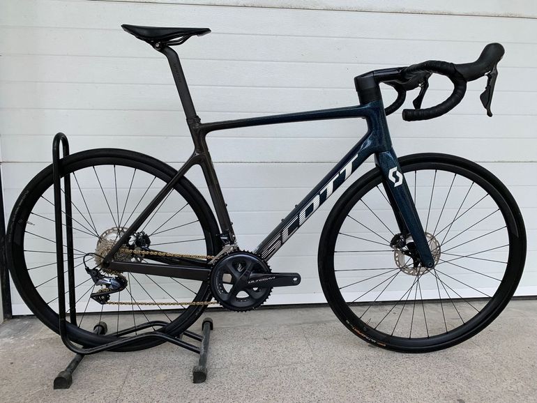 Used Scott Addict RC Shimano Ultegra 2022 Road & Gravel, Blue — image 1 of 6