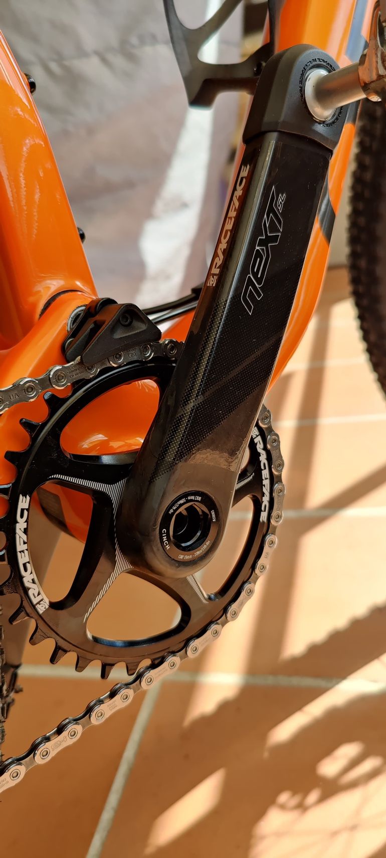 Used Orbea OIZ M PRO TR 2022 2022 Mountainbike, Orange, 29 — image 5 of 9