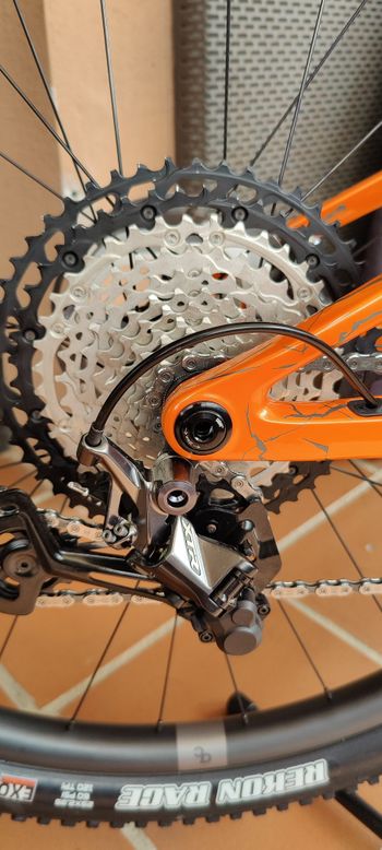 Used Orbea OIZ M PRO TR 2022 2022 Mountainbike, Orange, 29 — image 6 of 9