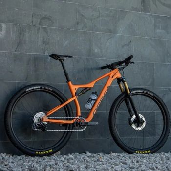Used Orbea OIZ M PRO TR 2022 2022 Mountainbike, Orange, 29 — image 3 of 9