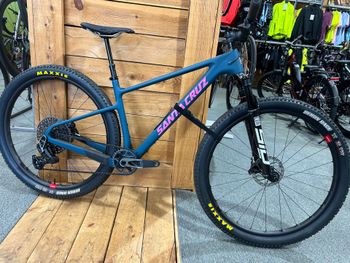 Santa Cruz, HIGHBALL X0 AXS RSV / Carbon CC 2025