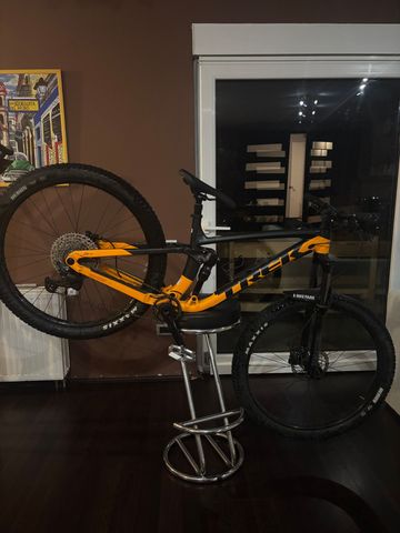 Brugt Trek Fuel EX 5 Gen 5 2023 2023 Mountainbike — billede 2 af 21