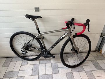 Gebrauchtes Trek Domane SL 6 Disc 2019 2019 Road & Gravel, Hellgrau — Bild 1 von 7