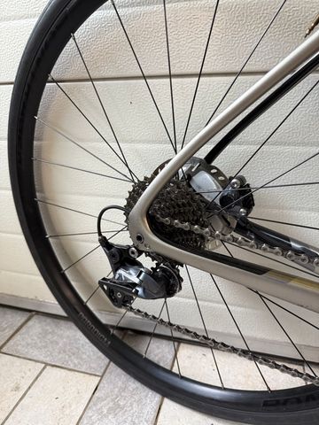 Gebrauchtes Trek Domane SL 6 Disc 2019 2019 Road & Gravel, Hellgrau — Bild 3 von 7