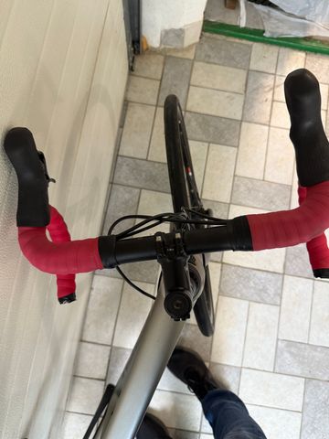 Gebrauchtes Trek Domane SL 6 Disc 2019 2019 Road & Gravel, Hellgrau — Bild 4 von 7
