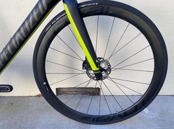 Used Specialized Tarmac Shimano Ultegra 2017 Road & Gravel, Black — image 4 of 8