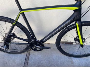 Used Specialized Tarmac Shimano Ultegra 2017 Road & Gravel, Black — image 3 of 8