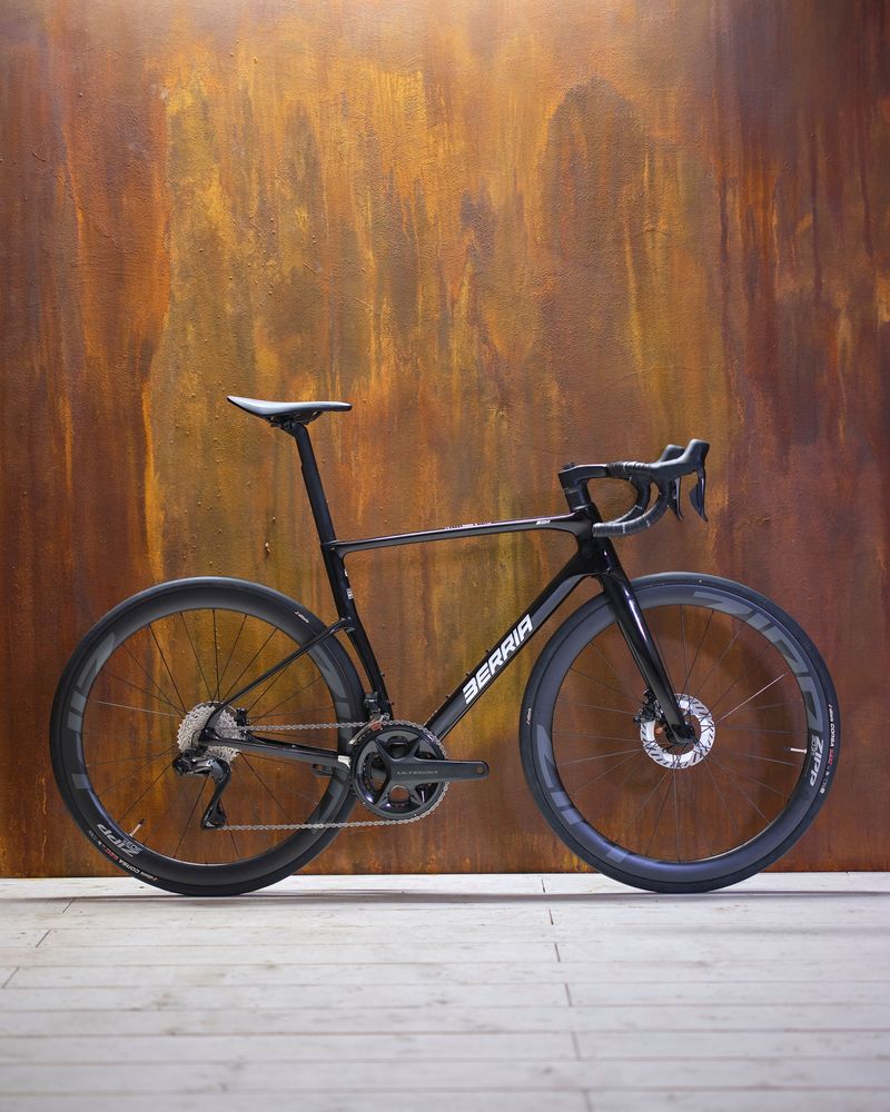 Used Berria BELADOR BR ULTEGRA Di2 2025 Road & Gravel