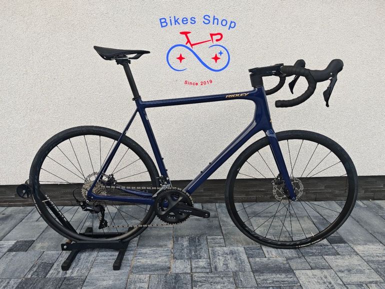 Ridley Helium Disc - Shimano 105 2x11sp 2024