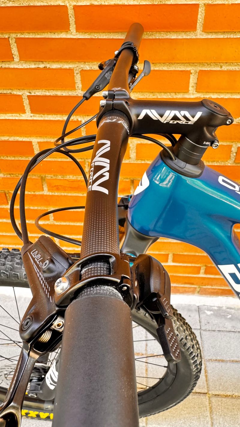 Used Berria MAKO 7 2023 Mountainbike, Blue — image 8 of 12