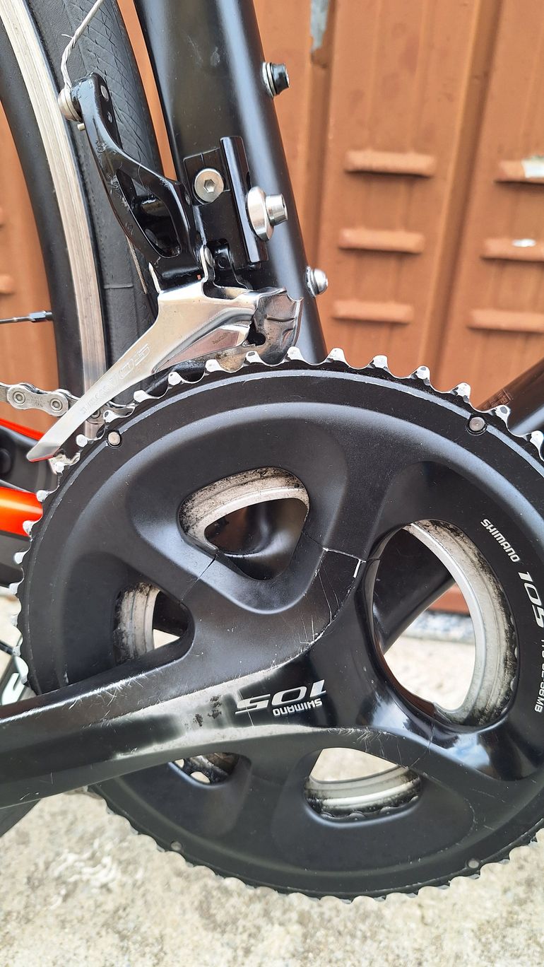 Used Giant Tcr Shimano 105 2016 Road & Gravel, Black — image 6 of 8