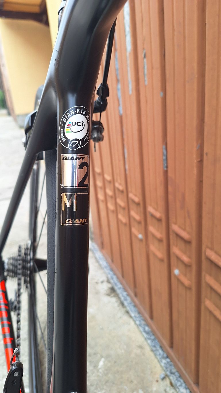 Used Giant Tcr Shimano 105 2016 Road & Gravel, Black — image 5 of 8