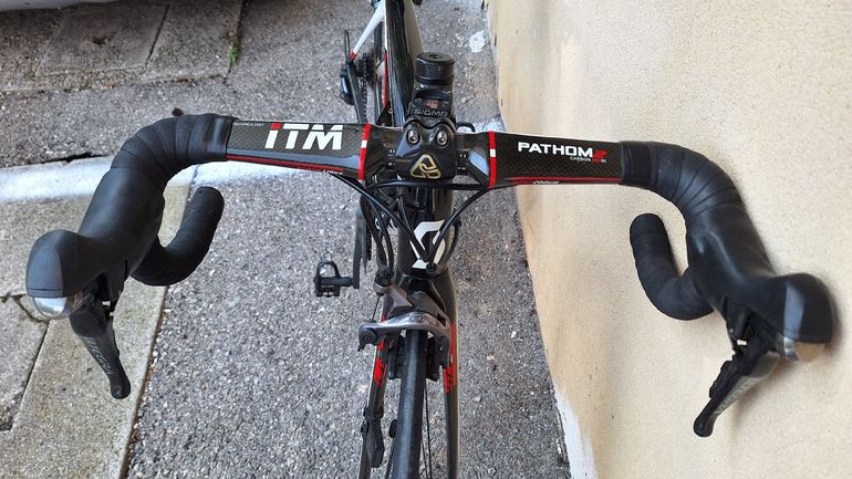 Used Scott Addict 20 2016 Road & Gravel, Schwarz — image 7 of 13