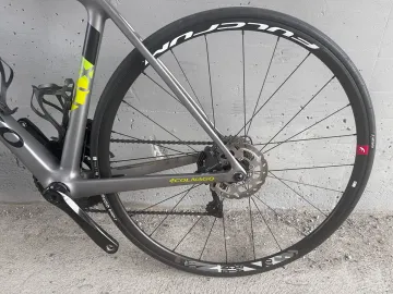 Brugt Colnago CLX Disc Ultegra 2019 2019 Road & Gravel — billede 8 af 11