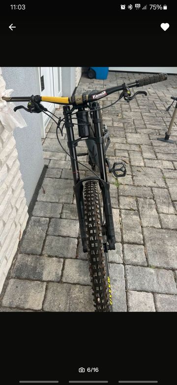 Used YT Industries Tues SRAM GX DH 2018 Mountainbike, Black — image 5 of 8