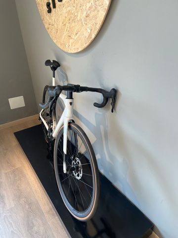 Brugt Trek Madone SL 6 Gen 8 2025 2025 Road & Gravel — billede 8 af 8