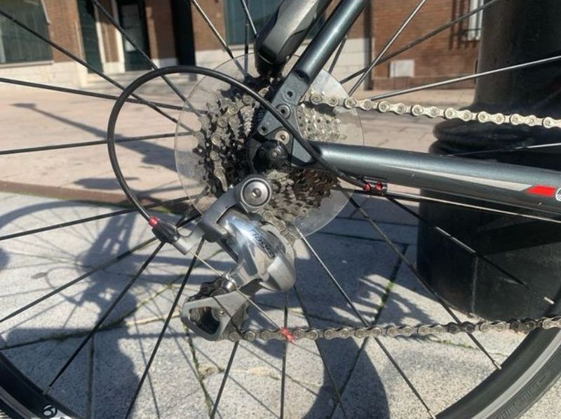 Used Trek 7.7 2013 2013 Road & Gravel, Light Gray — image 3 of 6