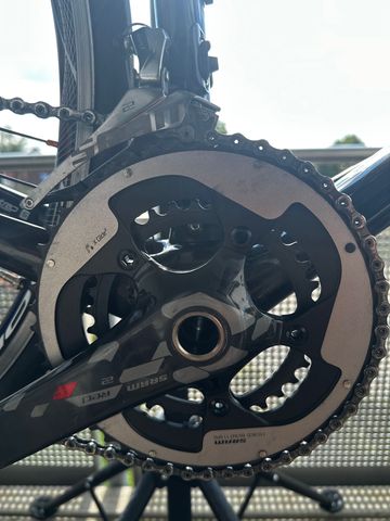 Brugt Trek Émonda SL 8 RED 2016 Road & Gravel — billede 2 af 18