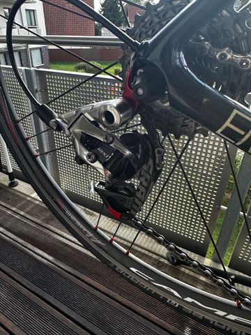 Brugt Trek Émonda SL 8 RED 2016 Road & Gravel — billede 4 af 18