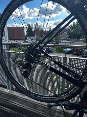 Used Trek Émonda SL 8 RED 2016 Road & Gravel — image 3 of 18