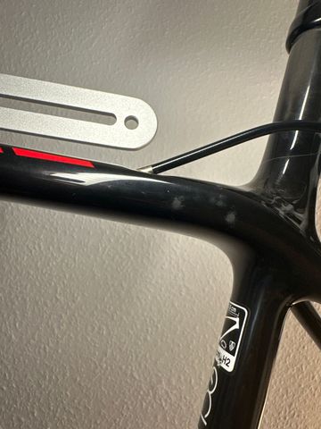 Brugt Trek Émonda SL 8 RED 2016 Road & Gravel — billede 12 af 18