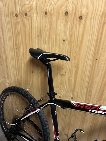 Used Merida Matts 2010 Mountainbike, Red — image 9 of 12