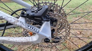 Gebrauchtes Orbea LAUFEY H10 2023 2023 Mountainbike, Hellgrau, 29 — Bild 7 von 9