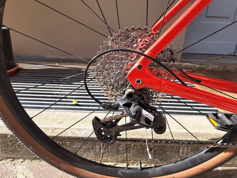 Used Trek Checkpoint ALR 5 2025 2025 Road & Gravel, Red — image 5 of 13