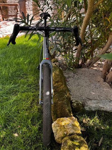 Used Open Wi.de 2022 Road & Gravel, Light Gray — image 2 of 9