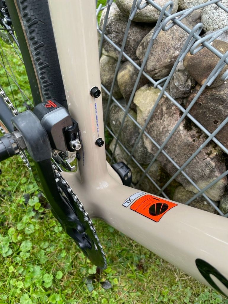 Used Canyon Grizl CF SLX 8 Di2 2024 2024 Road & Gravel, White — image 10 of 13
