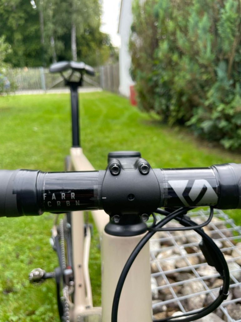 Used Canyon Grizl CF SLX 8 Di2 2024 2024 Road & Gravel, White — image 3 of 13