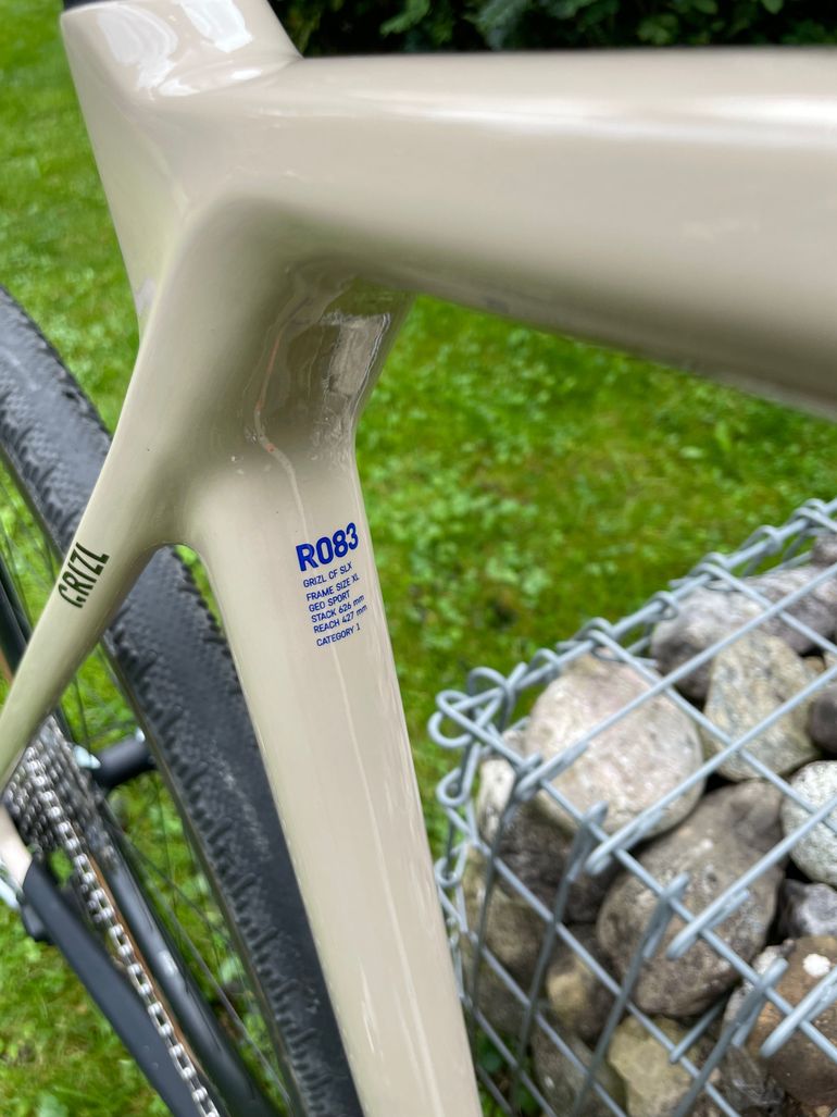 Used Canyon Grizl CF SLX 8 Di2 2024 2024 Road & Gravel, White — image 9 of 13