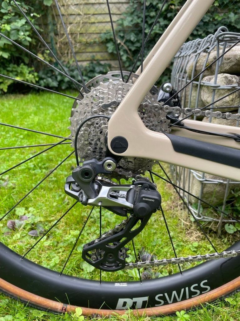 Used Canyon Grizl CF SLX 8 Di2 2024 2024 Road & Gravel, White — image 6 of 13