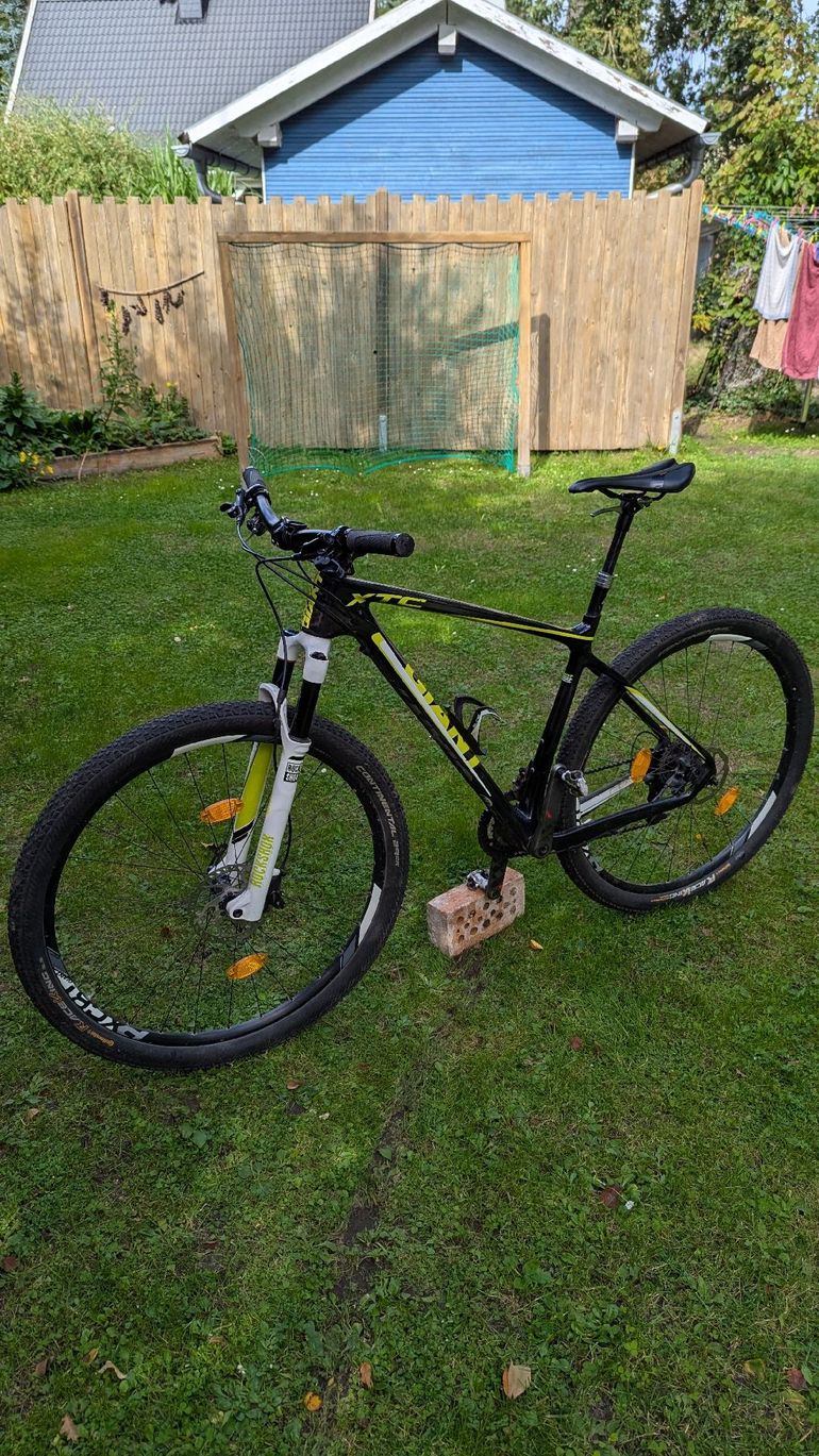 Used Giant Xtc SRAM XX 2015 Mountainbike, Black — image 2 of 5