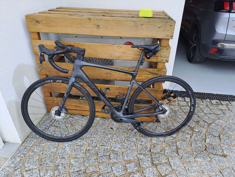 Road Bike Giant Defy Advanced 2019 Test Giant Defy Advanced Medium