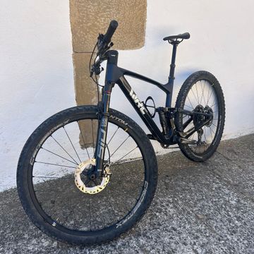 Tweedehands WRC Dark 2023 2023 Mountainbike — afbeelding 2 van 9