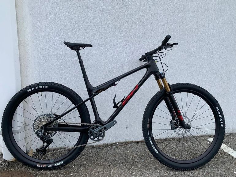 Bh LYNX SLS 9.0 2025