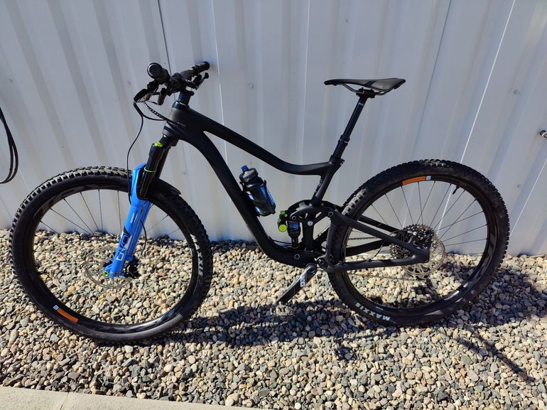Used Giant Trance Advanced Pro 29 0 2019 2019 Mountainbike — image 1 of 3